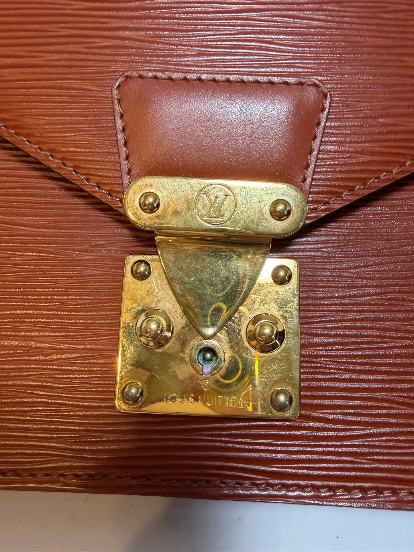 Louis Vuitton Pochette Sellier Draggone Clutch/Wristlet Kenyan Fawn Brown Epi Leather