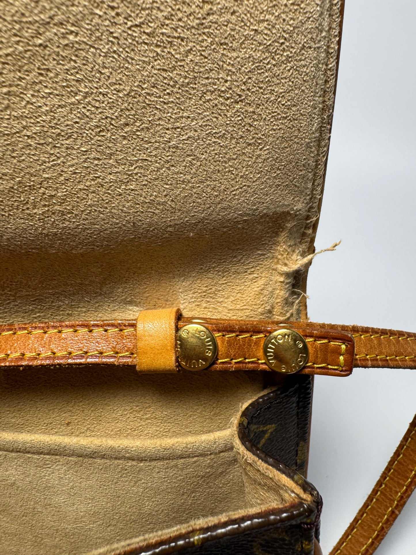 Louis Vuitton Twin Pochette GM Crossbody in Monogram | Fair Condition