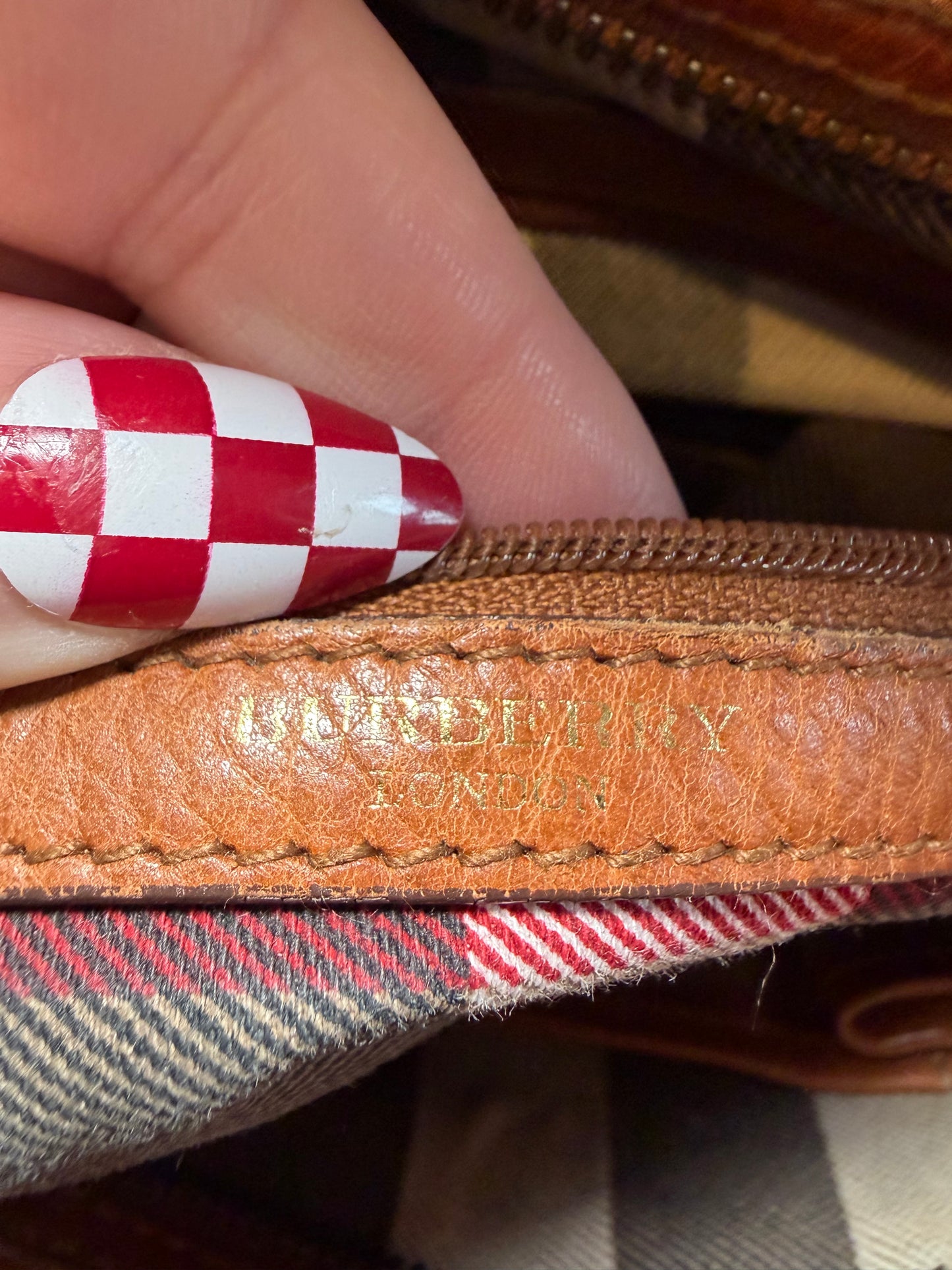 Burberry Large Pebbled Leather Tote W/Plaid Check Interior