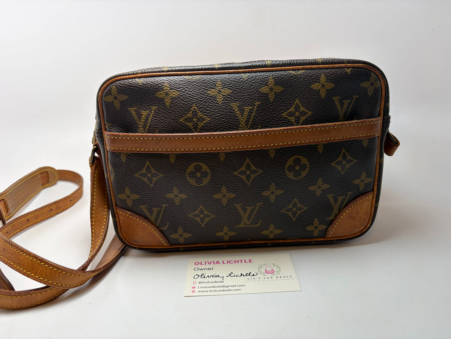 Louis Vuitton Trocadero 23 monogram crossbody