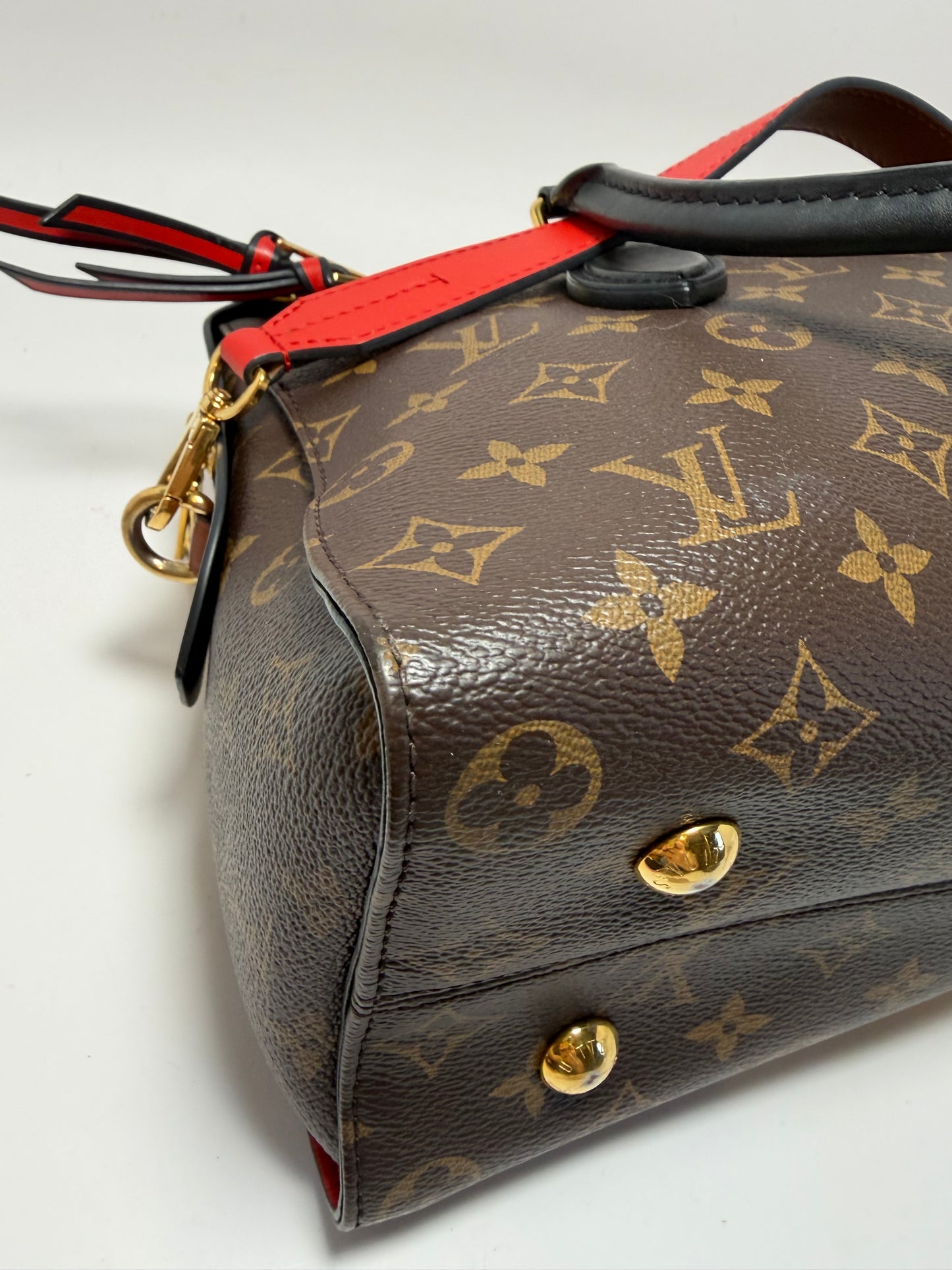 Louis Vuitton Tuileries Monogram Handbag/Shoulder Bag Monogram