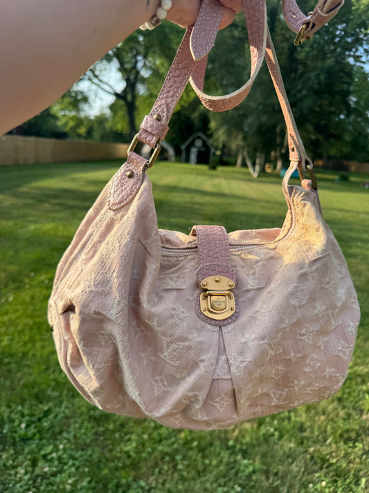 Louis Vuitton Rose Denim Monogram Slightly Shoulder Bag/Crossbody