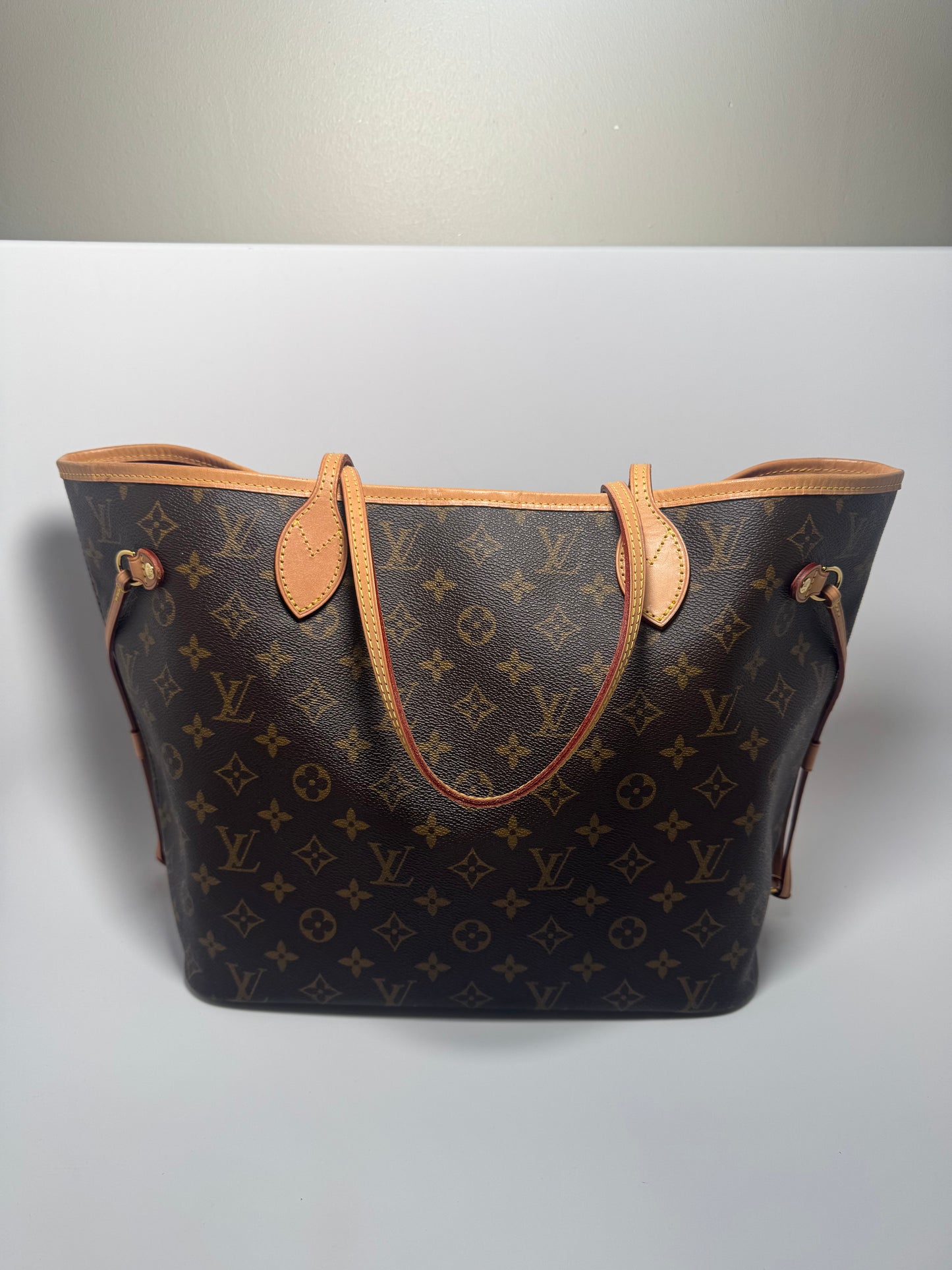 Louis Vuitton Neverfull MM Monogram Pivoine Interior – 2020 France