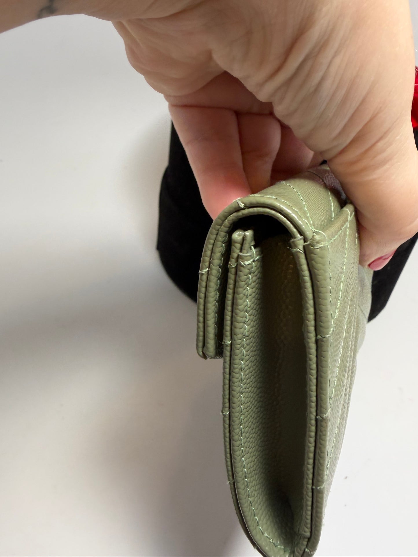 Saint Laurent Grain De Poudre Matelasse Chevron Small Envelope Wallet Light Sage 2022