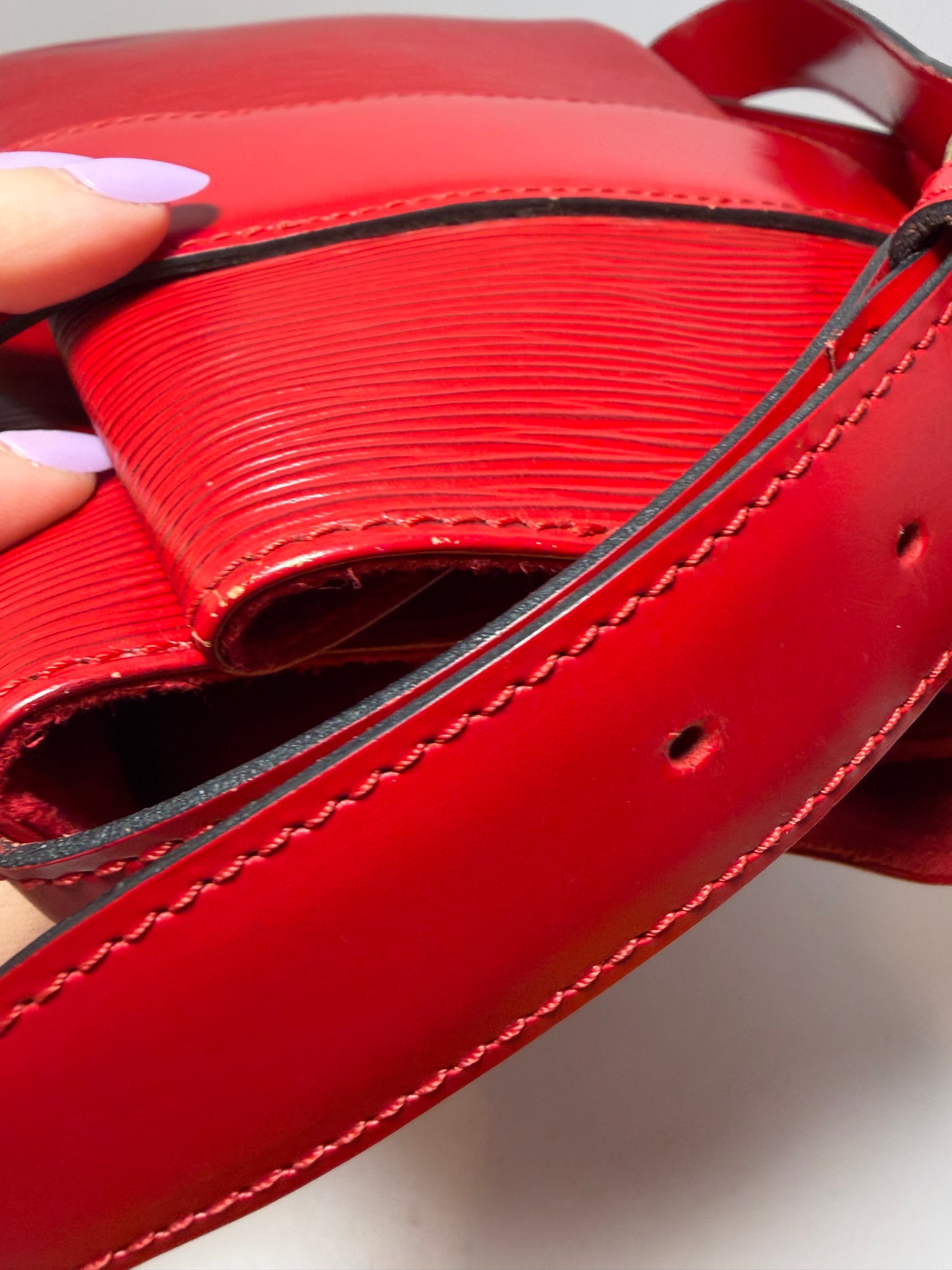 Louis Vuitton Sac D’Epaule GM Castillan Red Epi Leather Shoulder Bag
