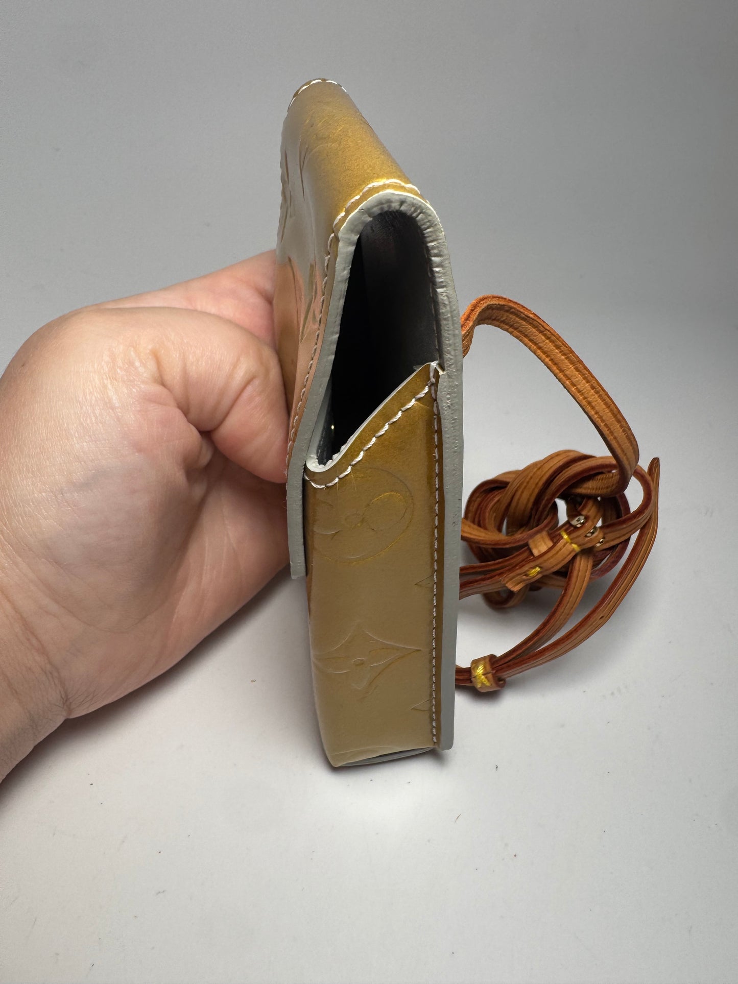 Louis Vuitton Gold Monogram Vernis Phone/Cigarette Case/Cosmetic Pouch w/original strap