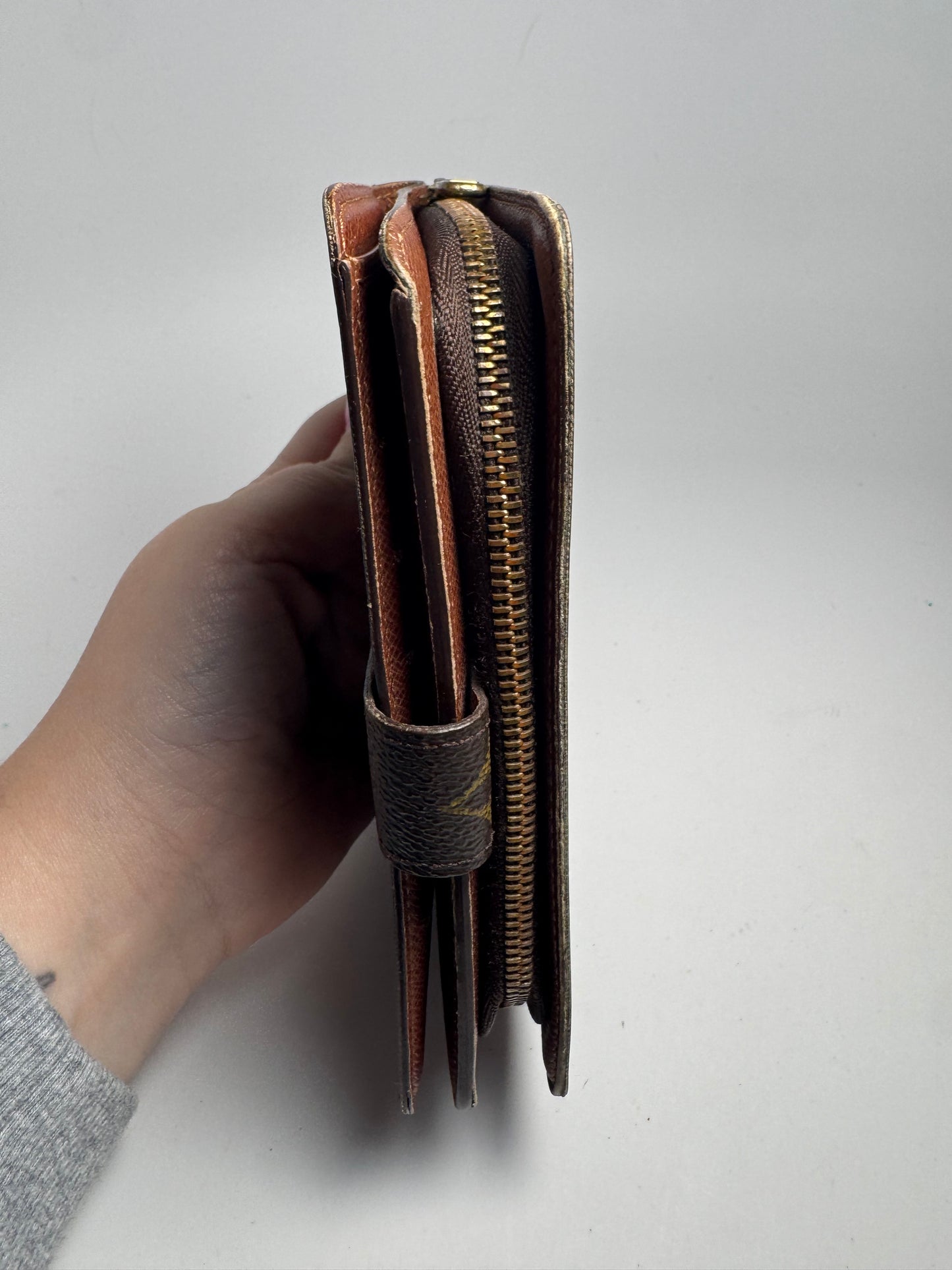 Louis Vuitton Porte Papier Wallet/Passport Holder in Monogram Made in France in December 2000