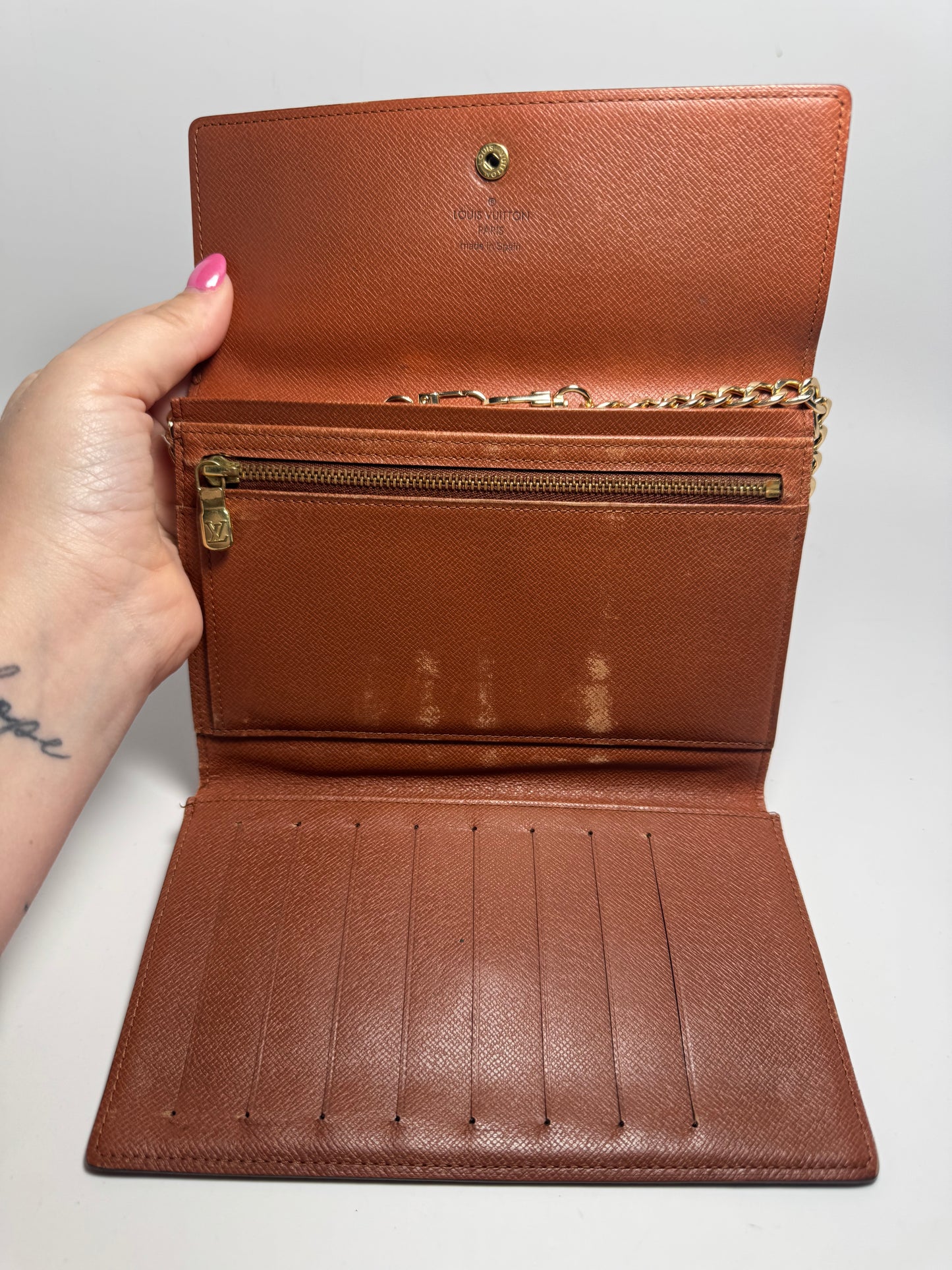 Louis Vuitton Pochette Trifold Wallet On Chain in Monogram/Passport Holder Made in Spain in July 1996