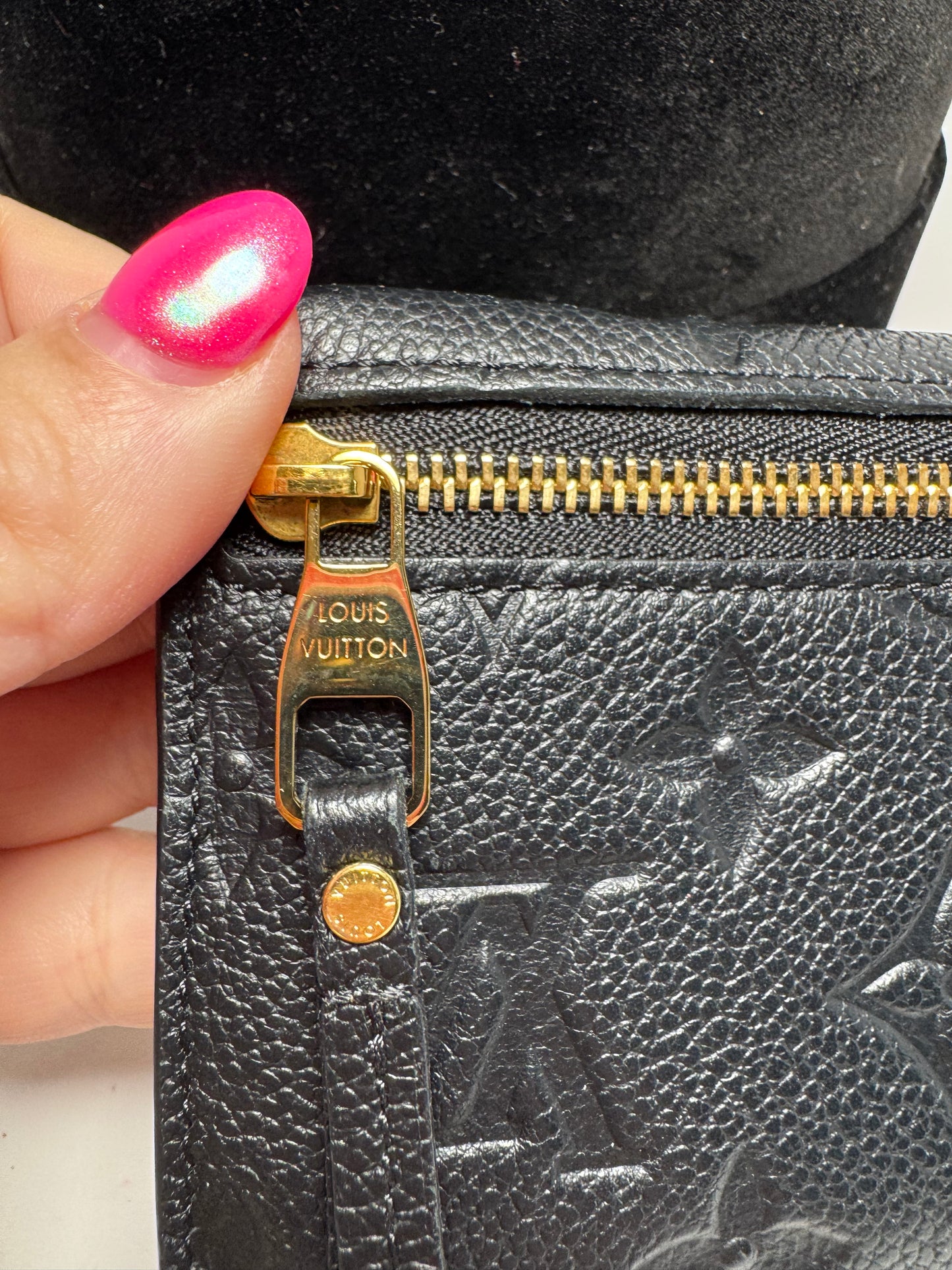 Louis Vuitton Black Key Pouch Wallet Empriente Noir Leather w/Key Ring