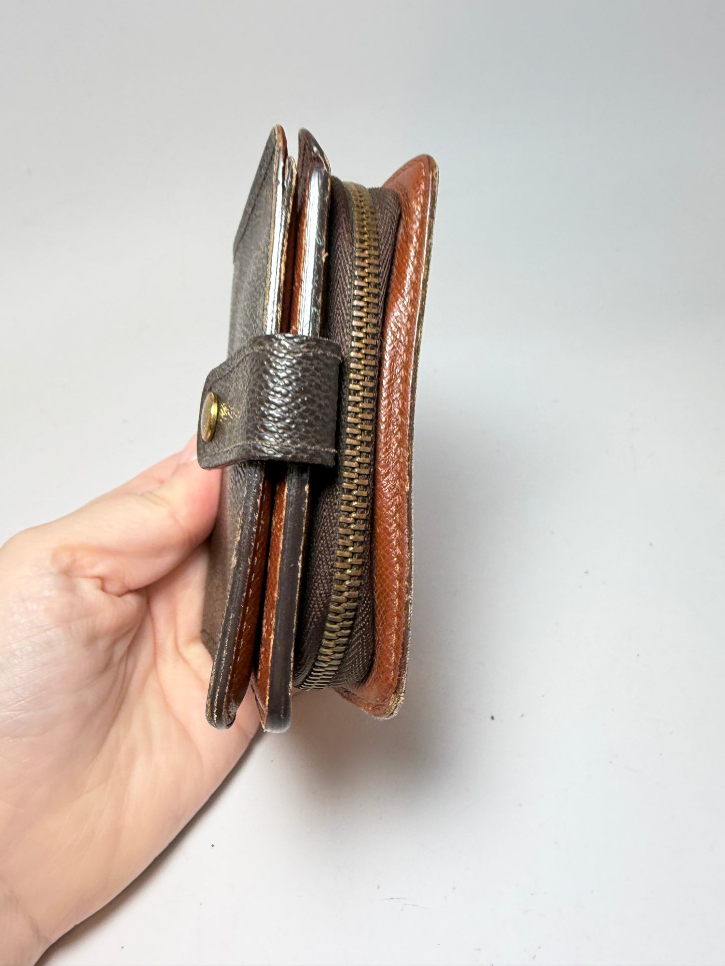 Louis Vuitton Zippy Monogram Compact Wallet