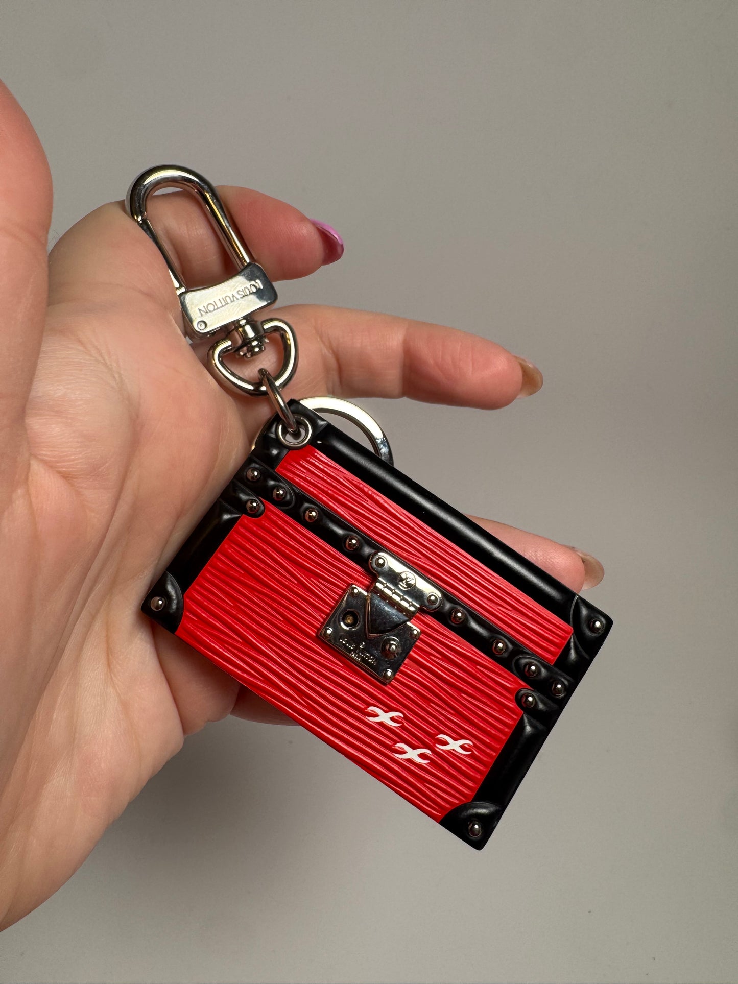 Louis Vuitton Petite Malle Trunk Key Chain/Bag Charm – Red Epi Leather & Black, Silver Hardware
