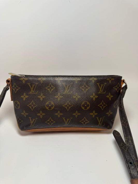 Louis Vuitton Monogram Trotteur Crossbody- Made in June 2002 in France