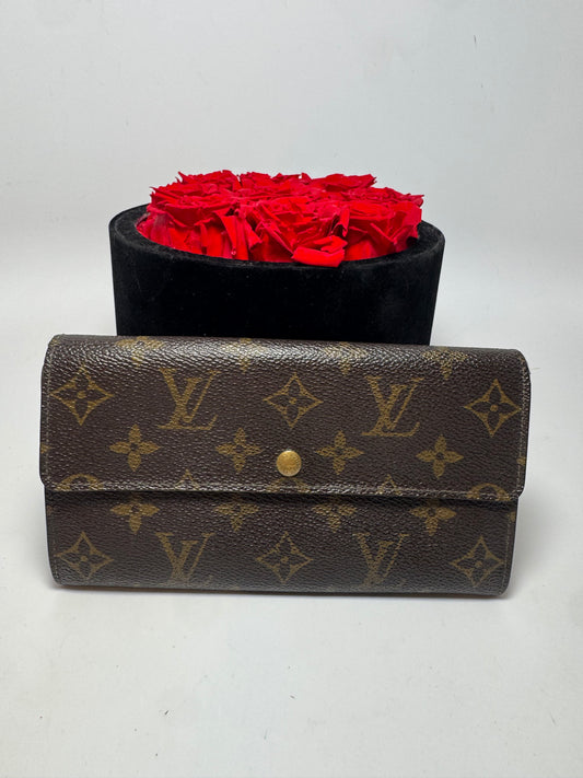 Louis Vuitton Monogram Sarah Wallet- Fair Condition
