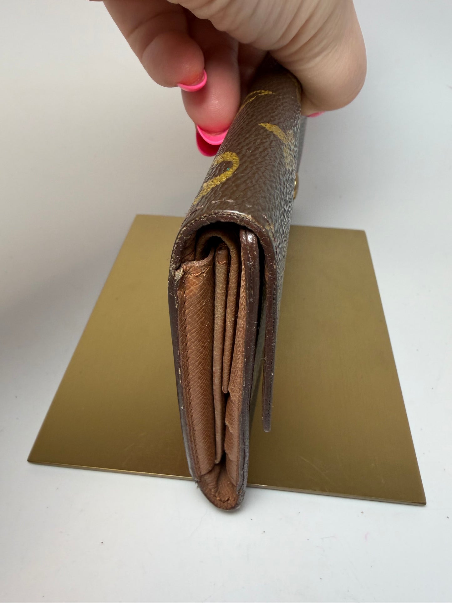 Louis Vuitton Sarah Porte Tressor International Trifold Monogram Wallet