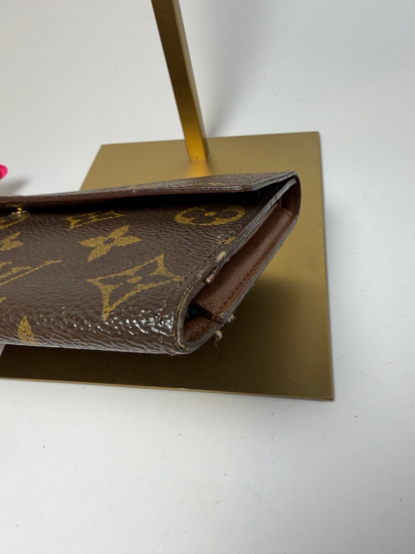 Louis Vuitton Sarah Porte Tressor International Trifold Monogram Wallet