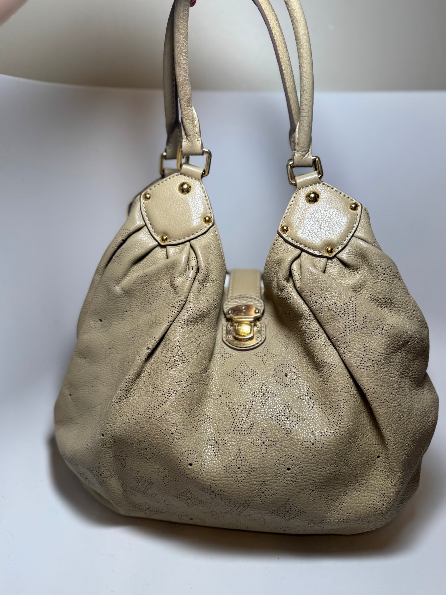 Louis Vuitton Mahina Hobo L Biscuit Perforated Monogram Leather Shoulder Bag w/COA