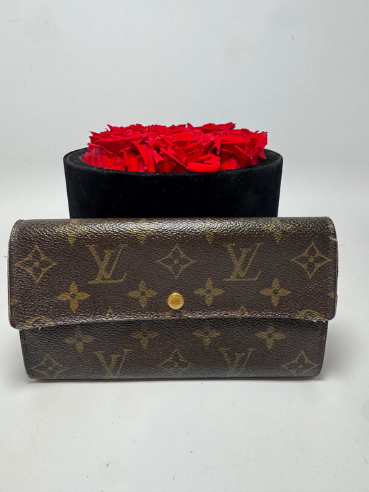 Louis Vuitton Sarah Monogram Wallet - Fair condition