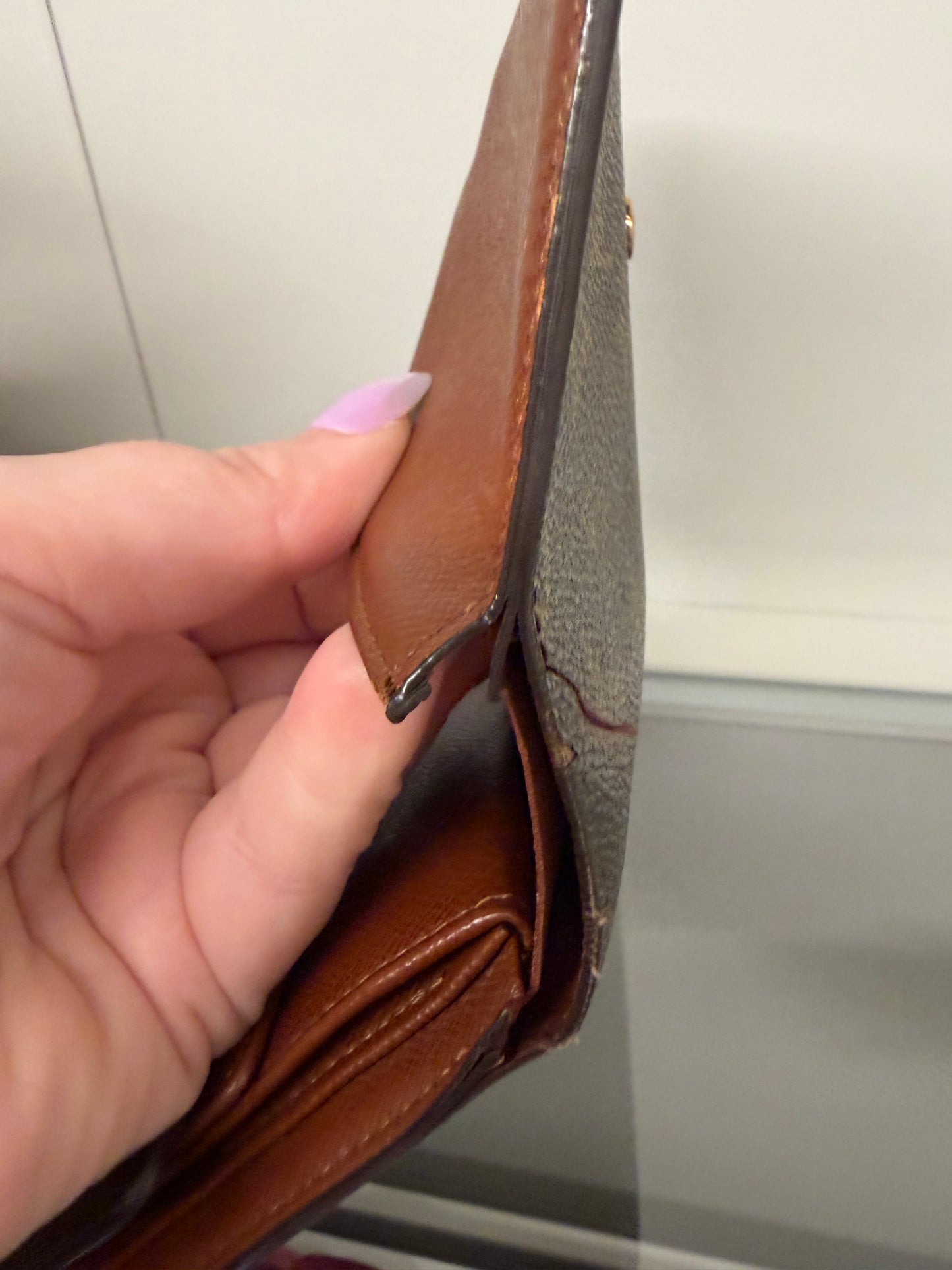 Louis Vuitton Etui papier passport monogram wallet