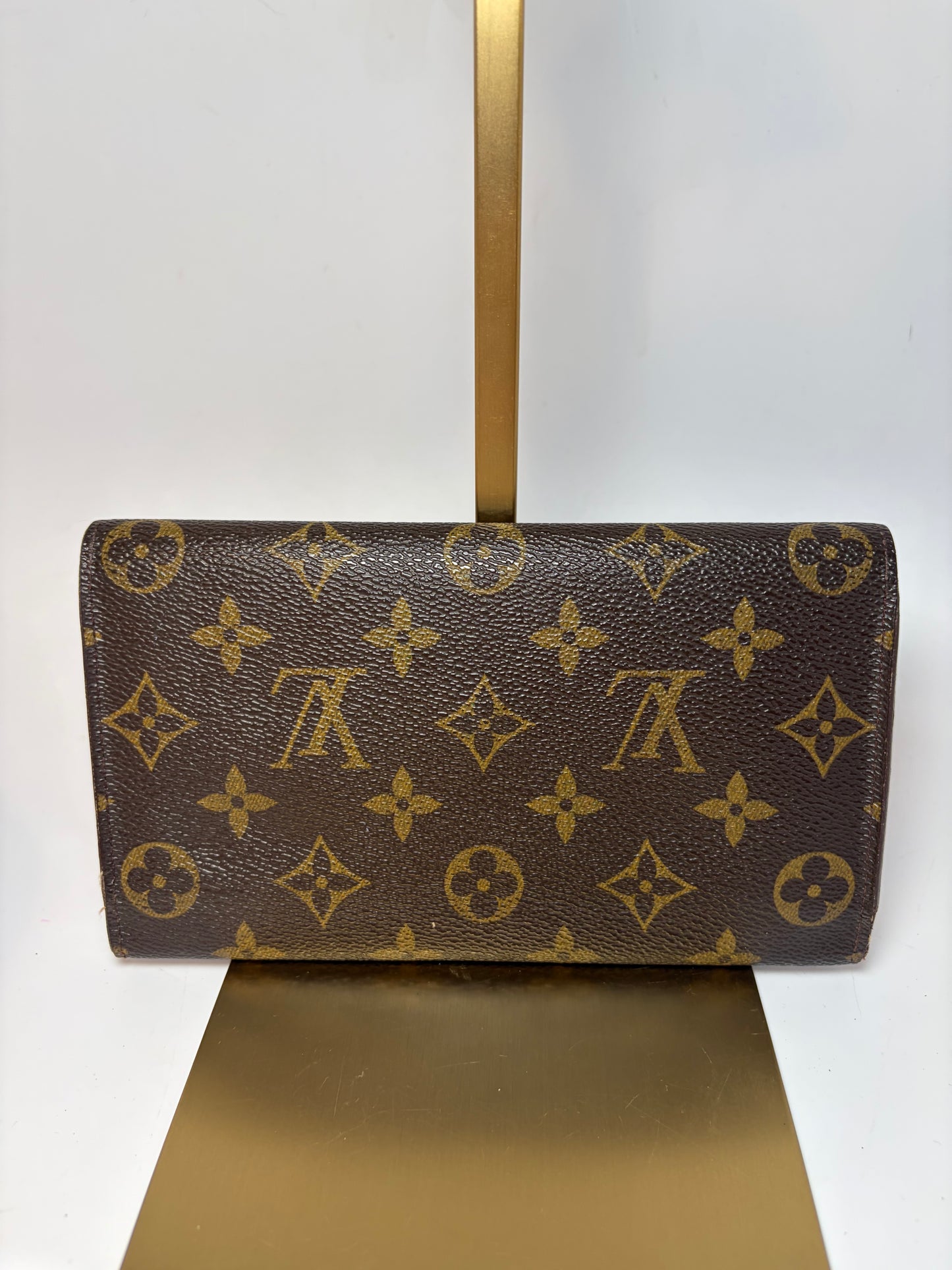 Louis Vuitton Sarah Porte Tressor International Trifold Monogram Wallet
