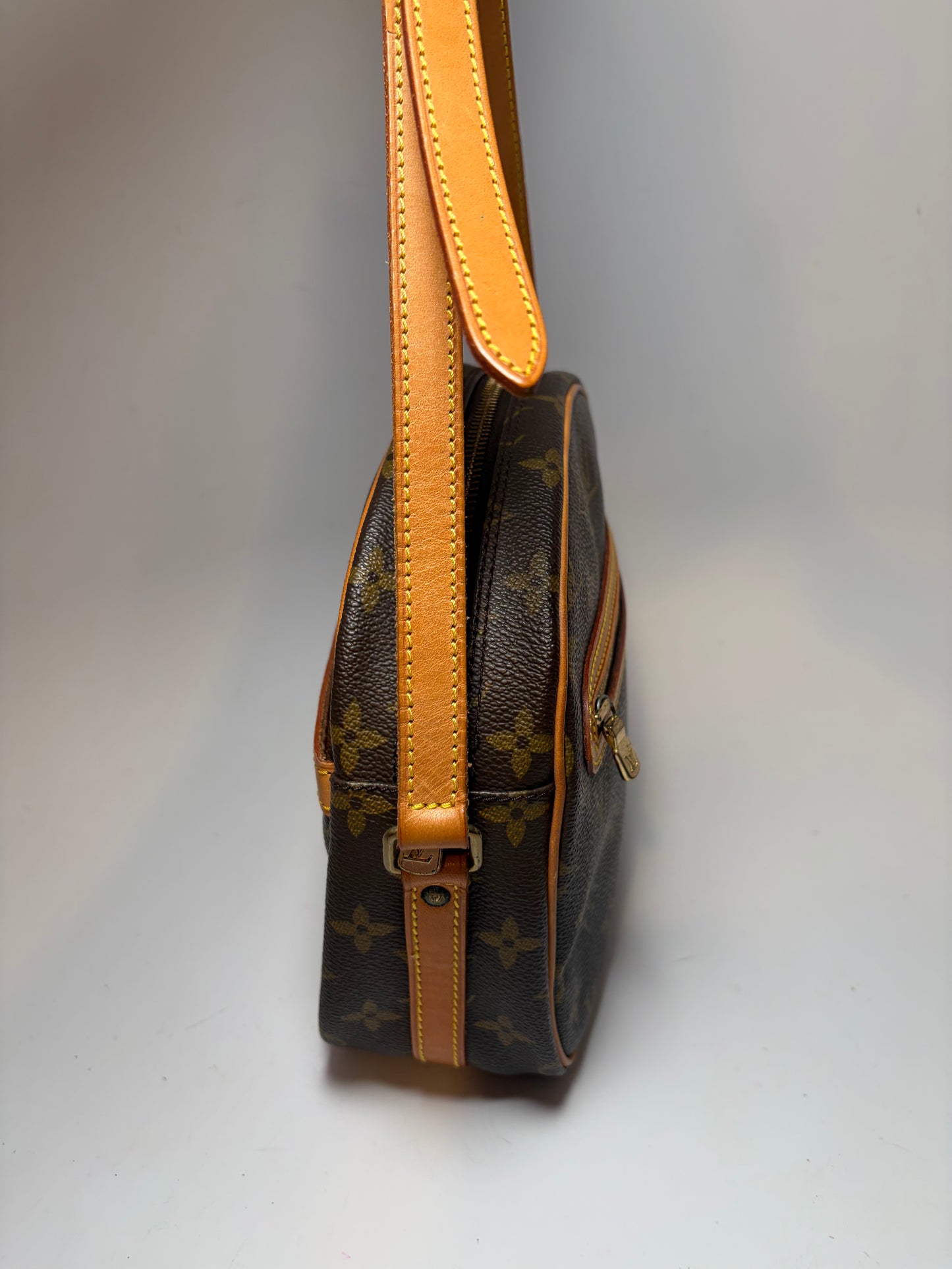 Louis Vuitton Senlis Monogram Shoulder Bag/Crossbody Bag